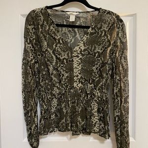 H&M long sleeve v-neck snake skin blouse